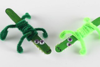 Kid Approved Popsicle Stick and Pipe Cleaner Alligator Tutorial